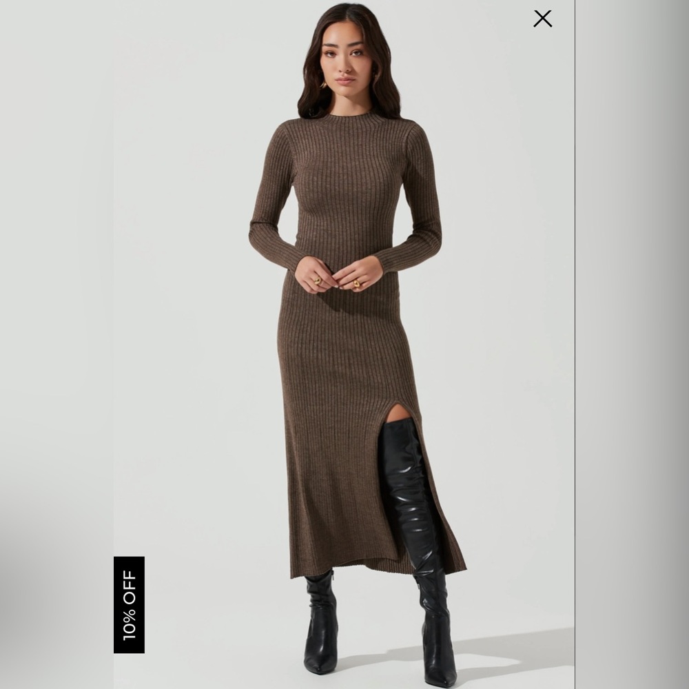 ASTR the label midi sweater dress | brown with side slit